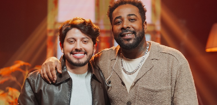 Os cantores Gleydson Leandro e Clovis Pinho. Foto: Caio Fernandes.