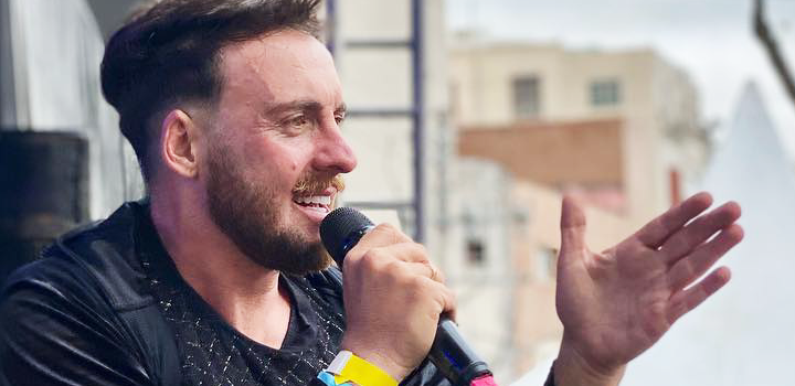 O cantor e compositor Rodrigo Luzap. Foto: Divulgação.